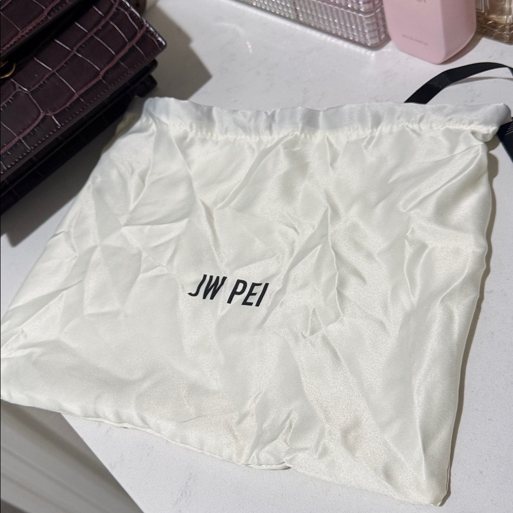JW PEI Bag🆕 - Picture 9 of 14